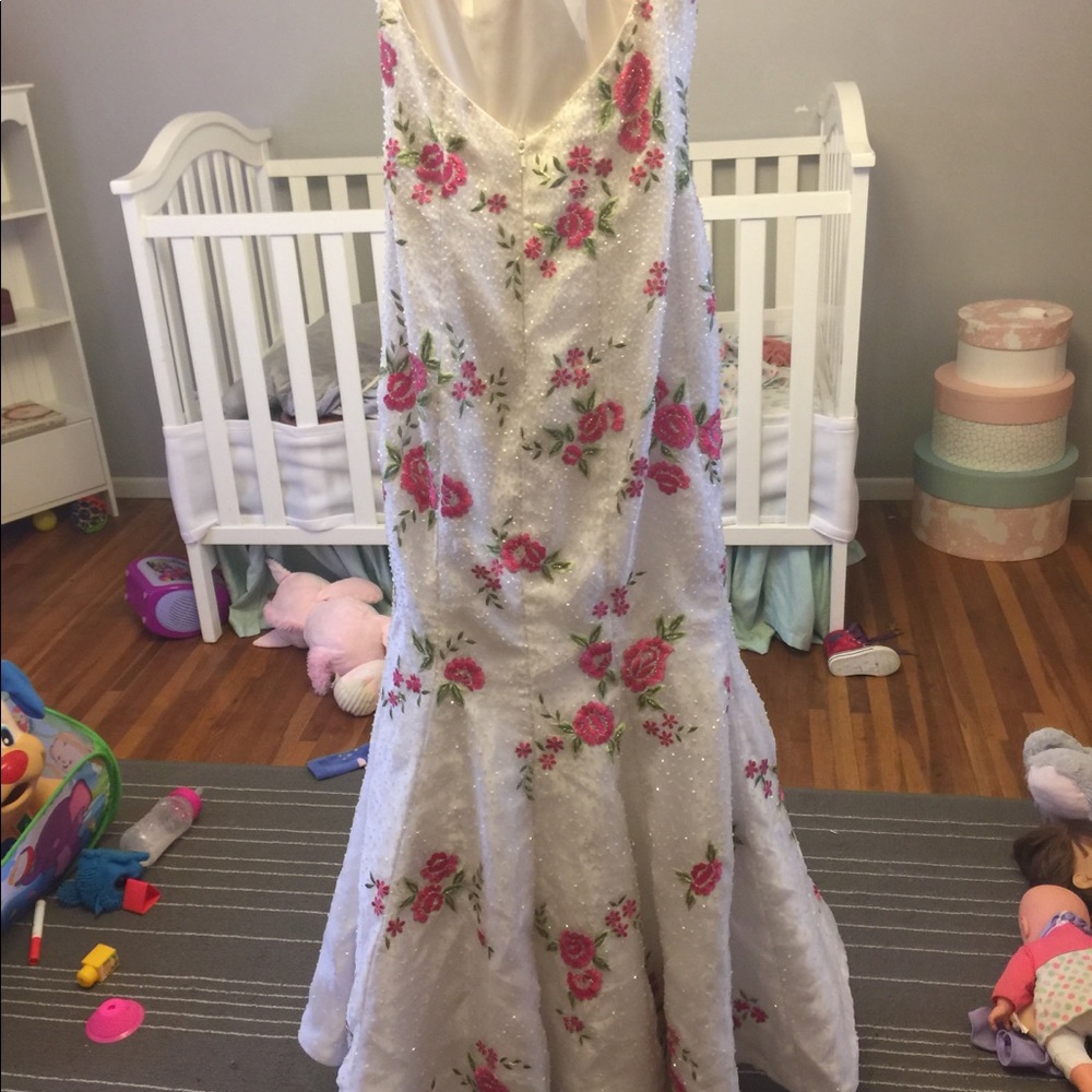 Pageant or Prom - Picture 3 of 3